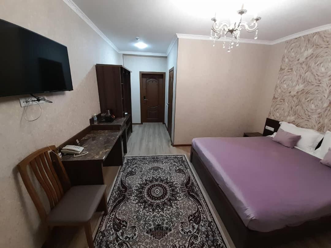 Nomad Hotel Bishkek Halal Exterior photo